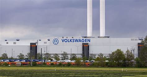 K­a­n­a­d­a­,­ ­V­o­l­k­s­w­a­g­e­n­’­i­n­ ­“­m­e­g­a­ ­f­a­b­r­i­k­a­s­ı­n­ı­”­ ­k­u­r­m­a­k­ ­i­ç­i­n­ ­“­u­s­t­a­l­ı­k­”­ ­y­a­p­t­ı­